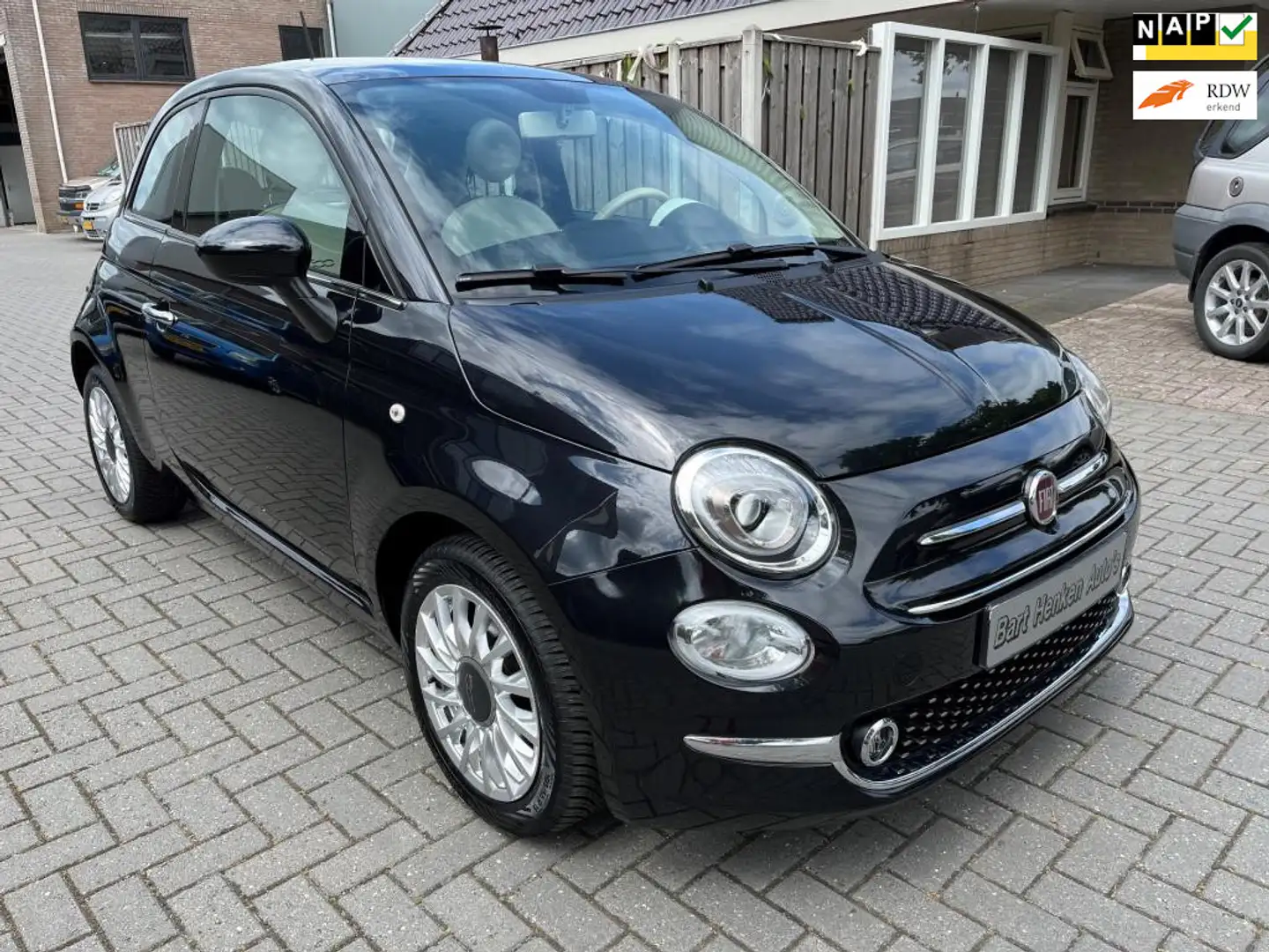 Fiat 500 1.2 Lounge Panoramadak Navi Cruise Control Zwart - 1