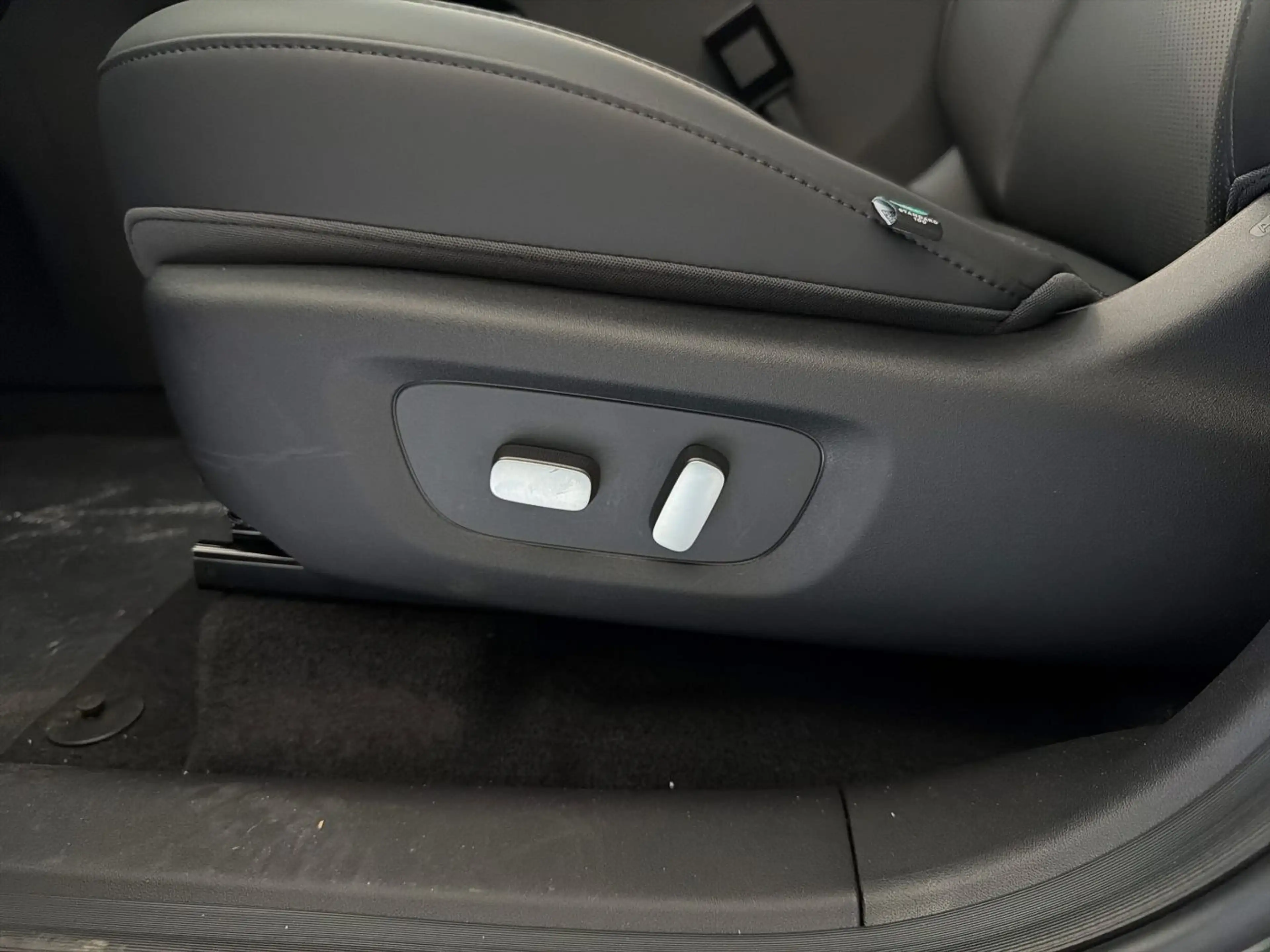 Leapmotor B03X BEV Design Pro Max ACC NAVI 360-KAM Wärmep. — photo 13
