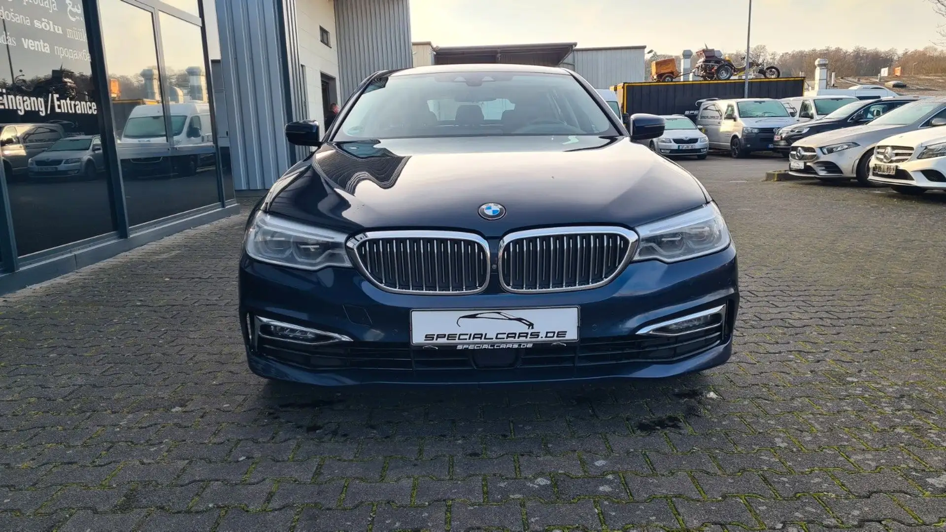 BMW 540 i X T Luxury Line - DriAssPro - Standhzg - Blau - 2