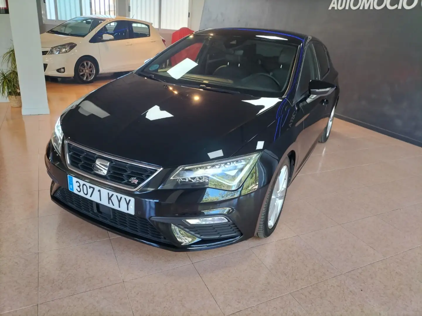 SEAT Leon 2.0 EcoTSI S&S DSG7 FR 190 Noir - 2