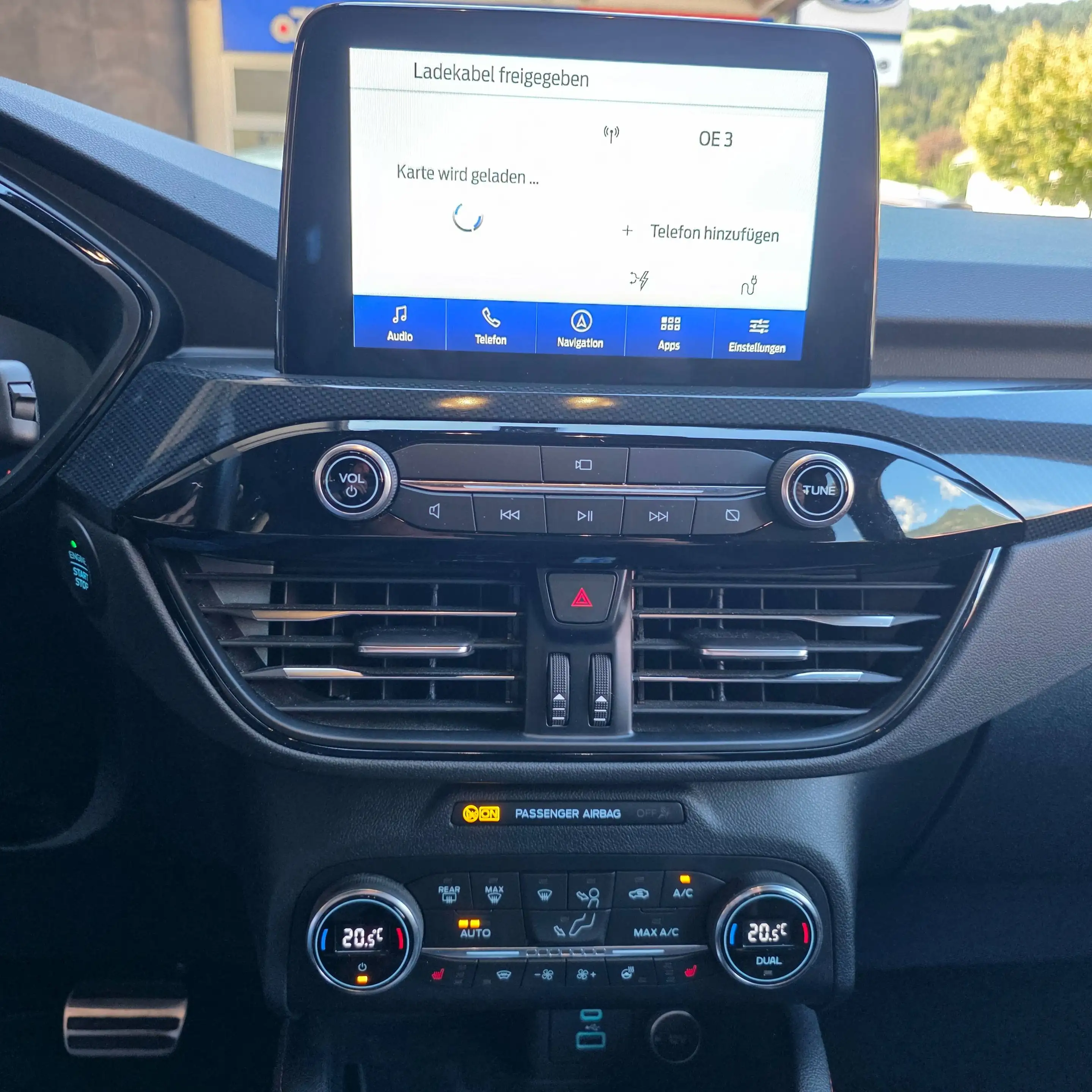 Ford Kuga Plug-In Hybrid ST-Line X — photo 14