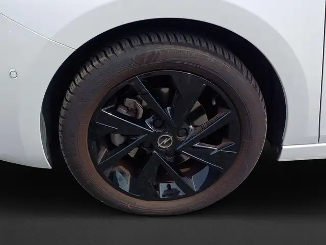 Opel Corsa view 8