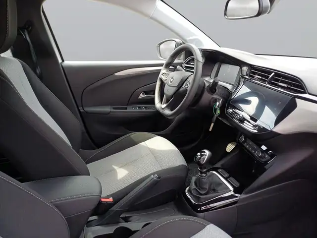 Opel Corsa view 11