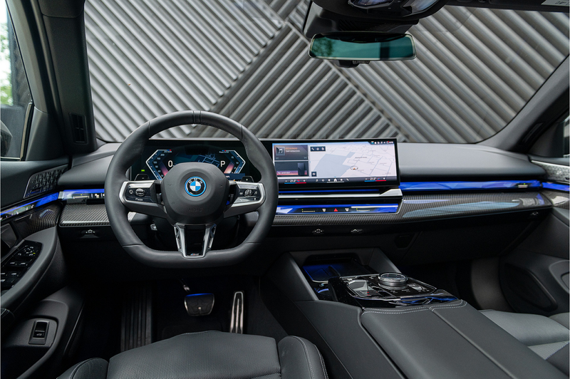 BMW 550 5-serie Touring 550e xDrive M-Sport Pro ACC M Stoe — photo 7