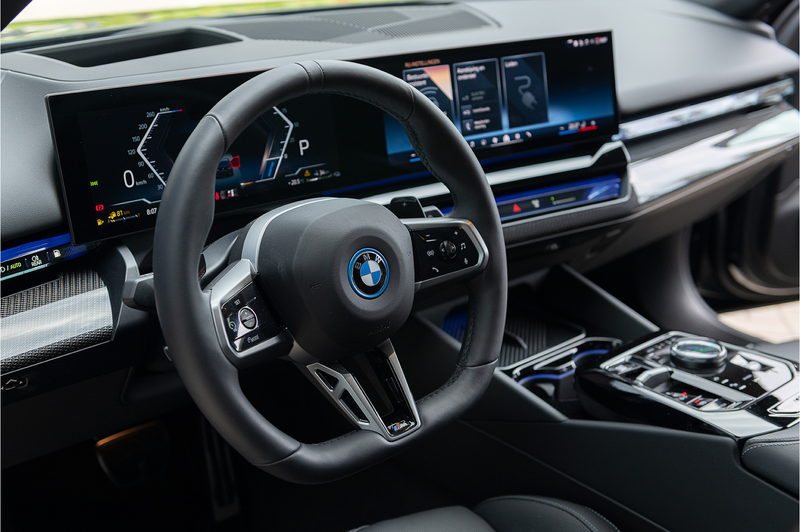 BMW 550 5-serie Touring 550e xDrive M-Sport Pro ACC M Stoe — photo 18