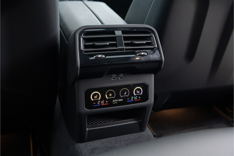 BMW 550 5-serie Touring 550e xDrive M-Sport Pro ACC M Stoe — photo 27