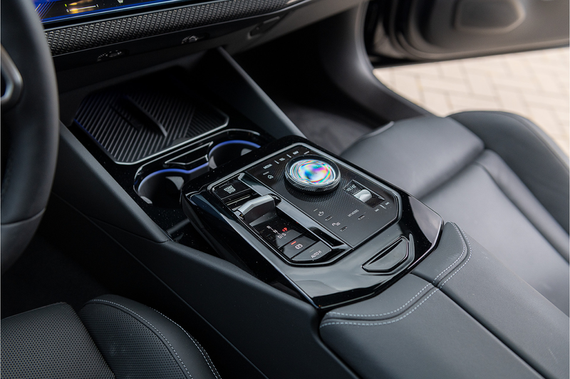BMW 550 5-serie Touring 550e xDrive M-Sport Pro ACC M Stoe — photo 20