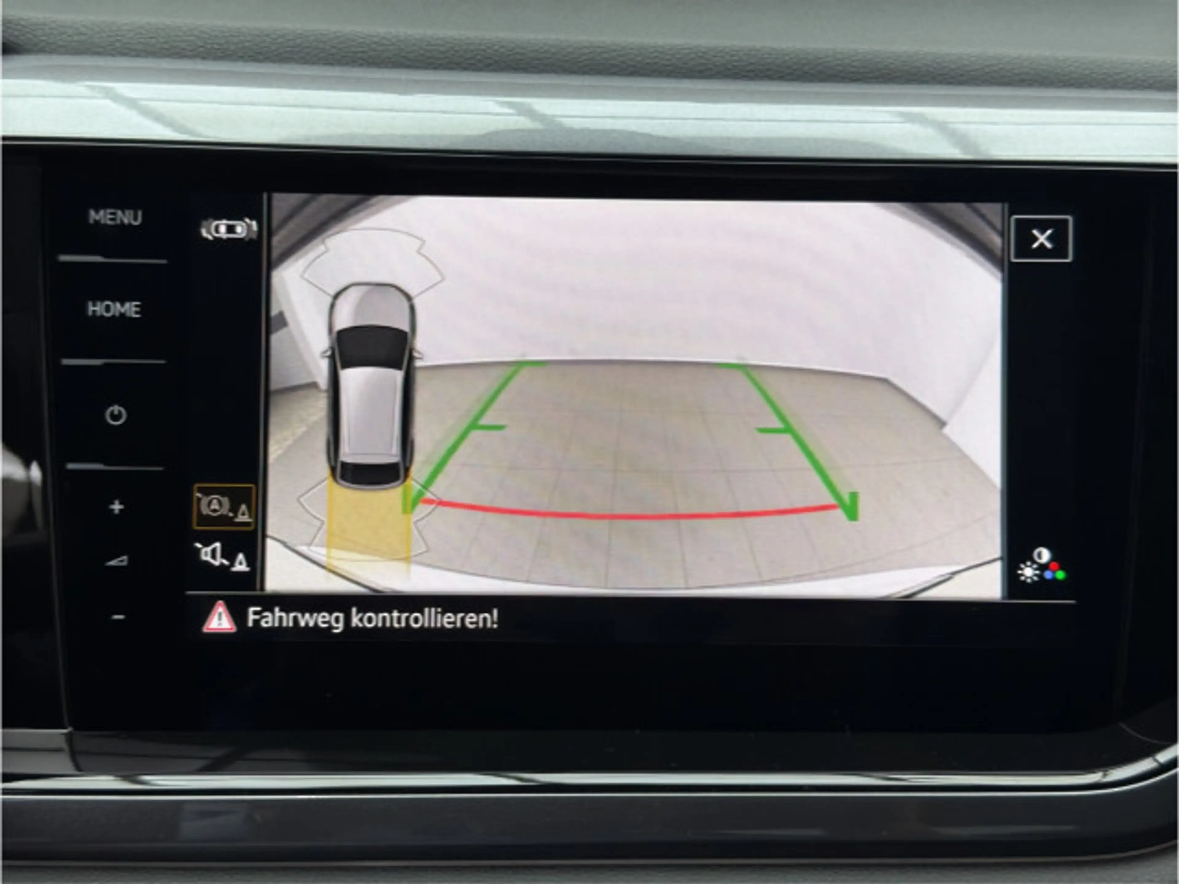 Volkswagen Taigo 1.5 TSI DSG STYLE REAR VIEW NAVI AHK GJR I — photo 13