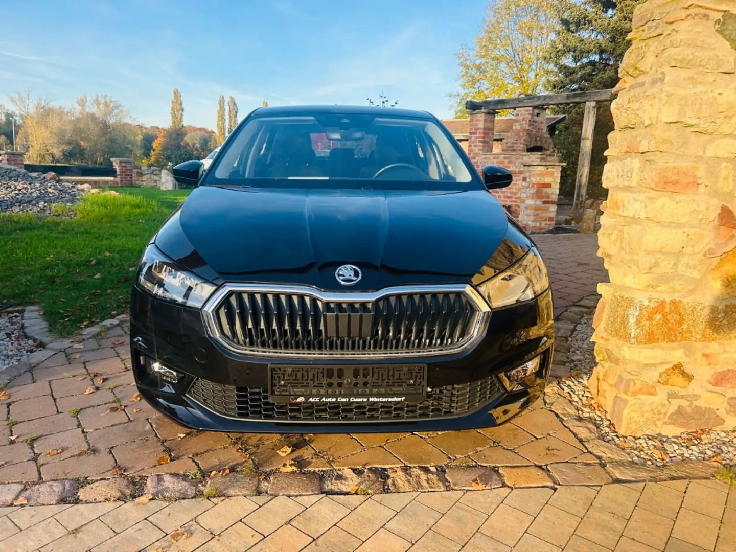 Skoda Fabia Selection 1.0 MPI  AC SHZ 5 J. Garantie Schwarz - 2