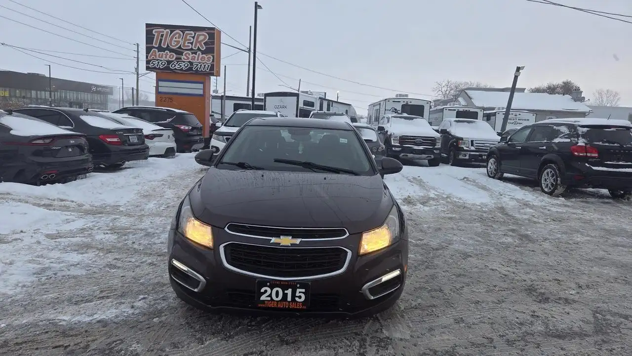 Chevrolet Cruze снимка Chevrolet Cruze