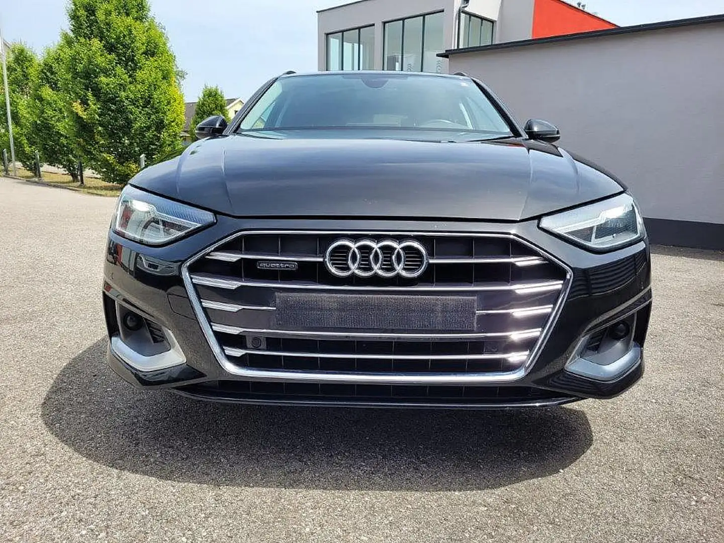 Audi A4 Avant 40 TDI quattro advanced S-tronic Schwarz - 2