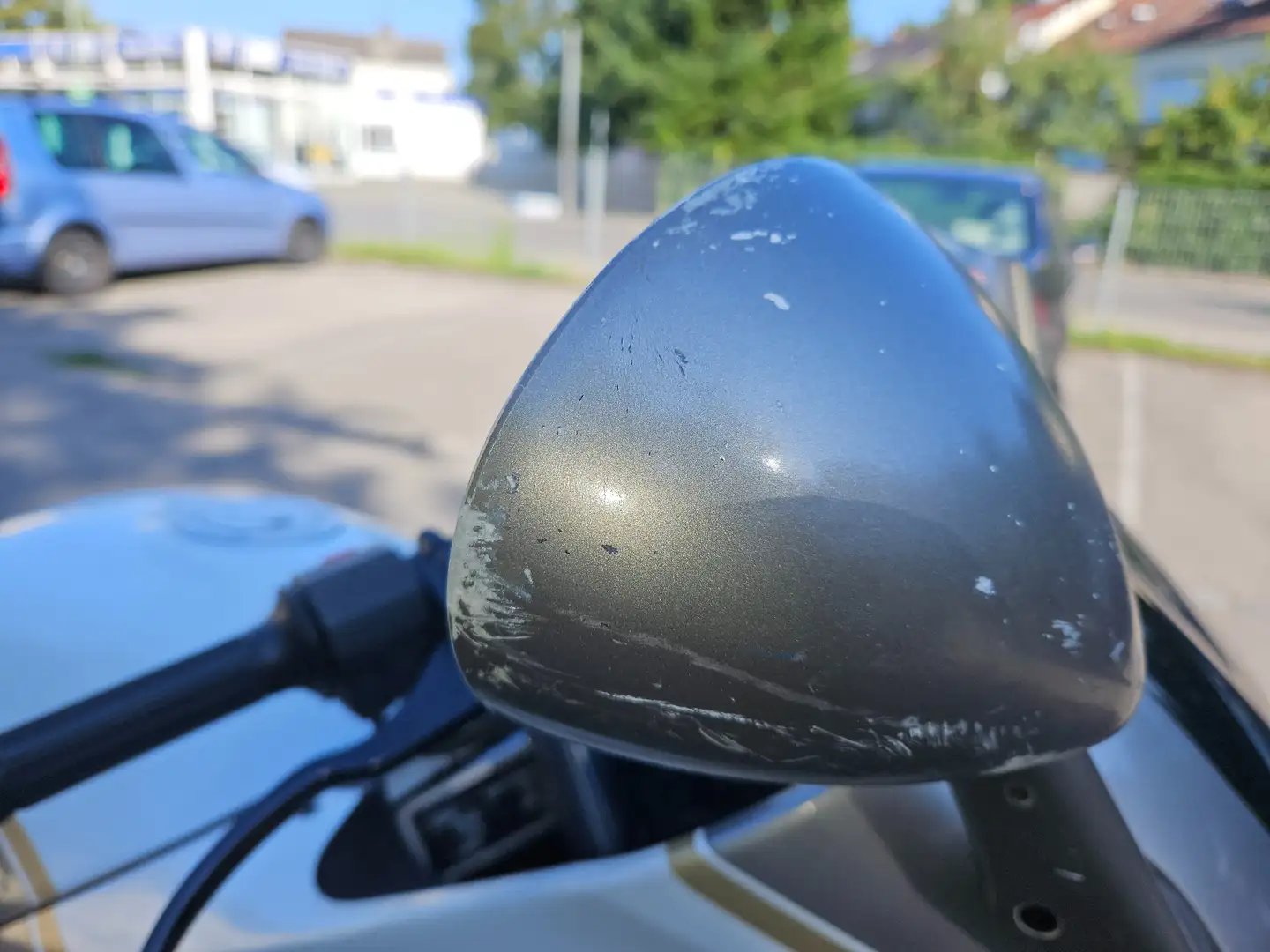 Suzuki GSX 1100 F Beige - 1