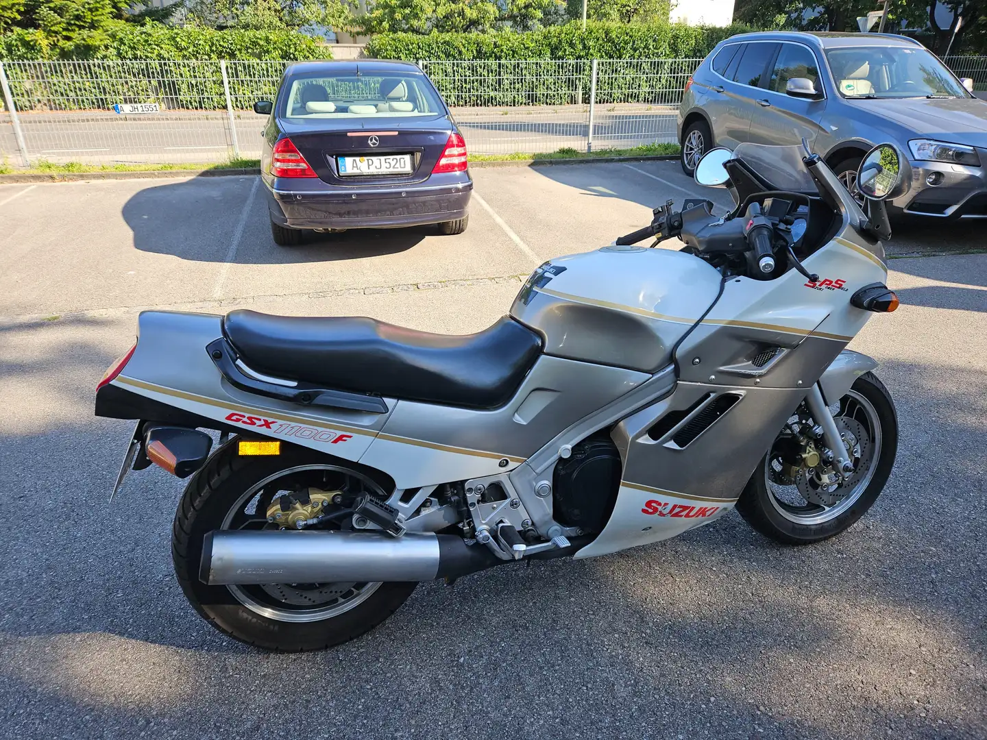 Suzuki GSX 1100 X Beige - 1