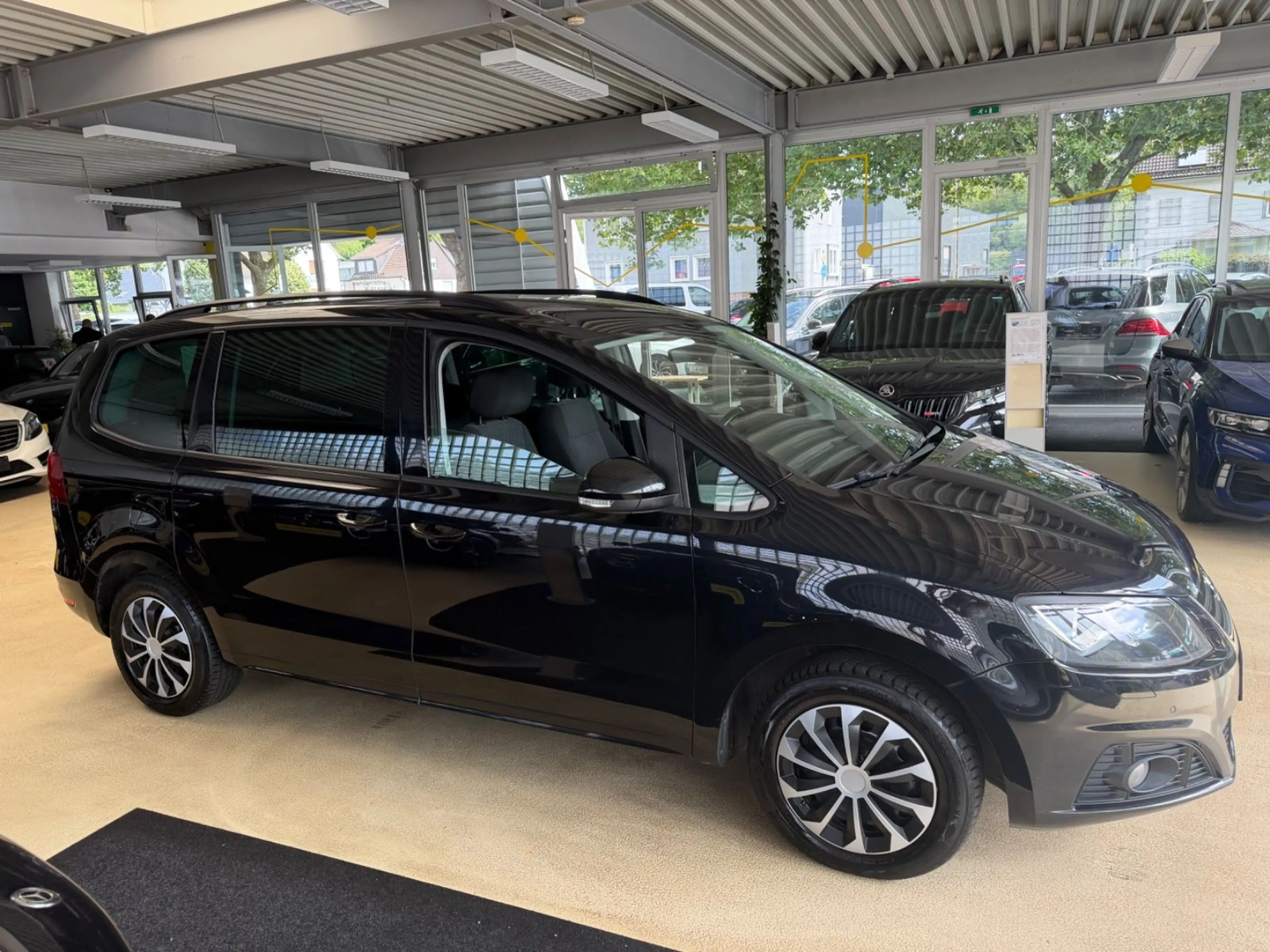 SEAT Alhambra Style*7 Sitzer* 1.Hand — photo 2