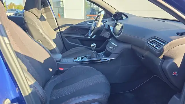 Peugeot 308 view 28