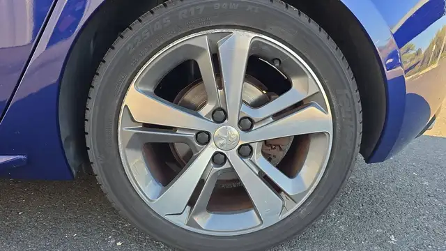 Peugeot 308 view 19