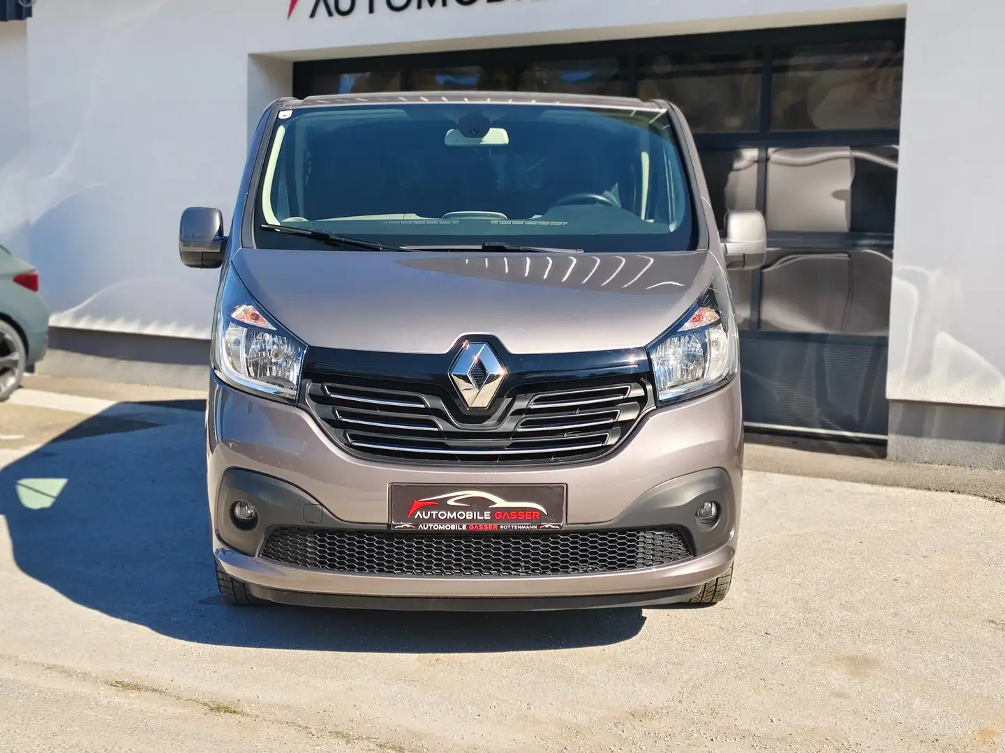 Renault Trafic Passenger Expression Energy dCi 125 *VERKAUFT* Grau - 2