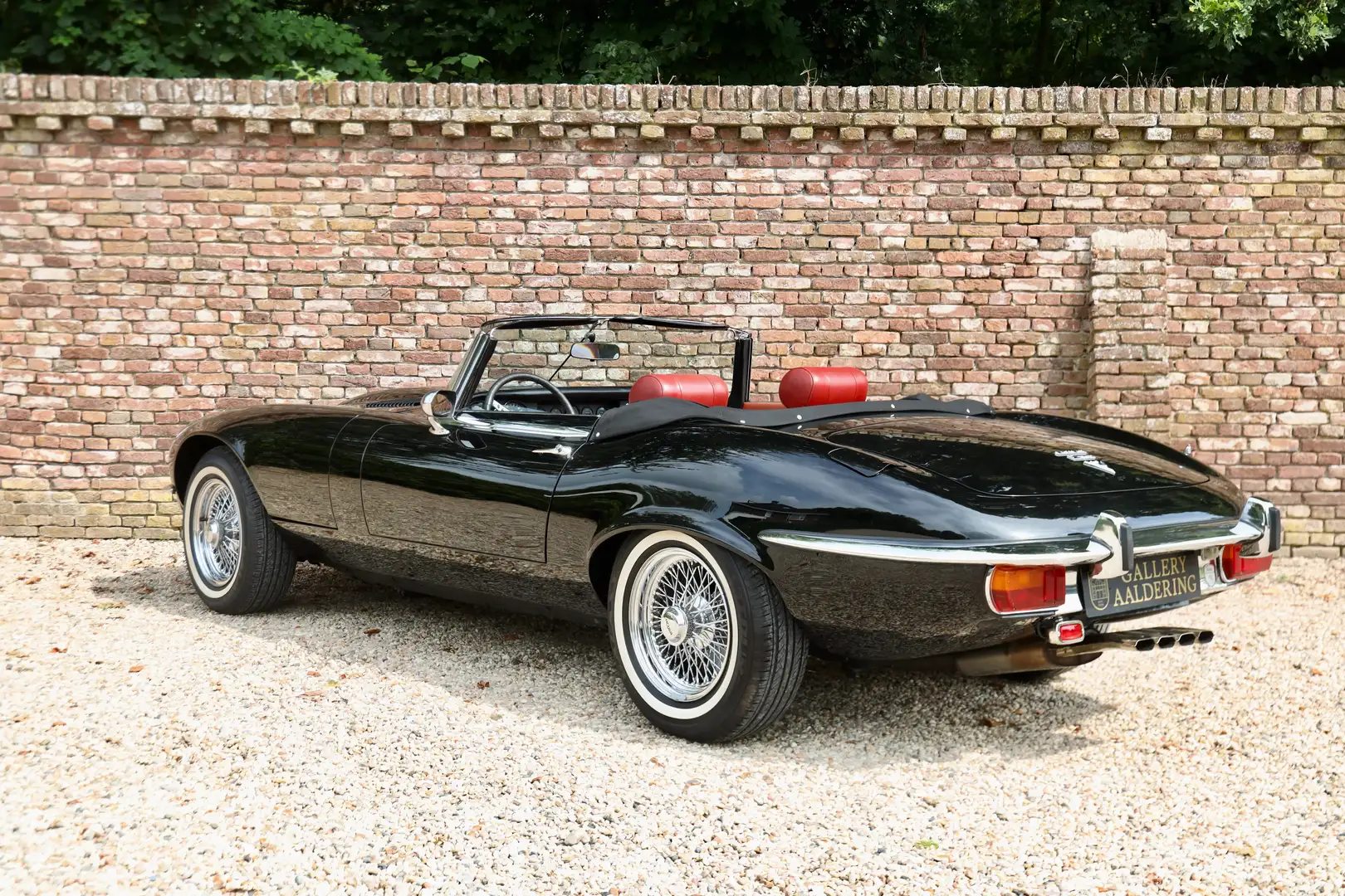 Jaguar E-Type V12 Roadster "Manual gearbox" Wonderful driver's c Zwart - 2