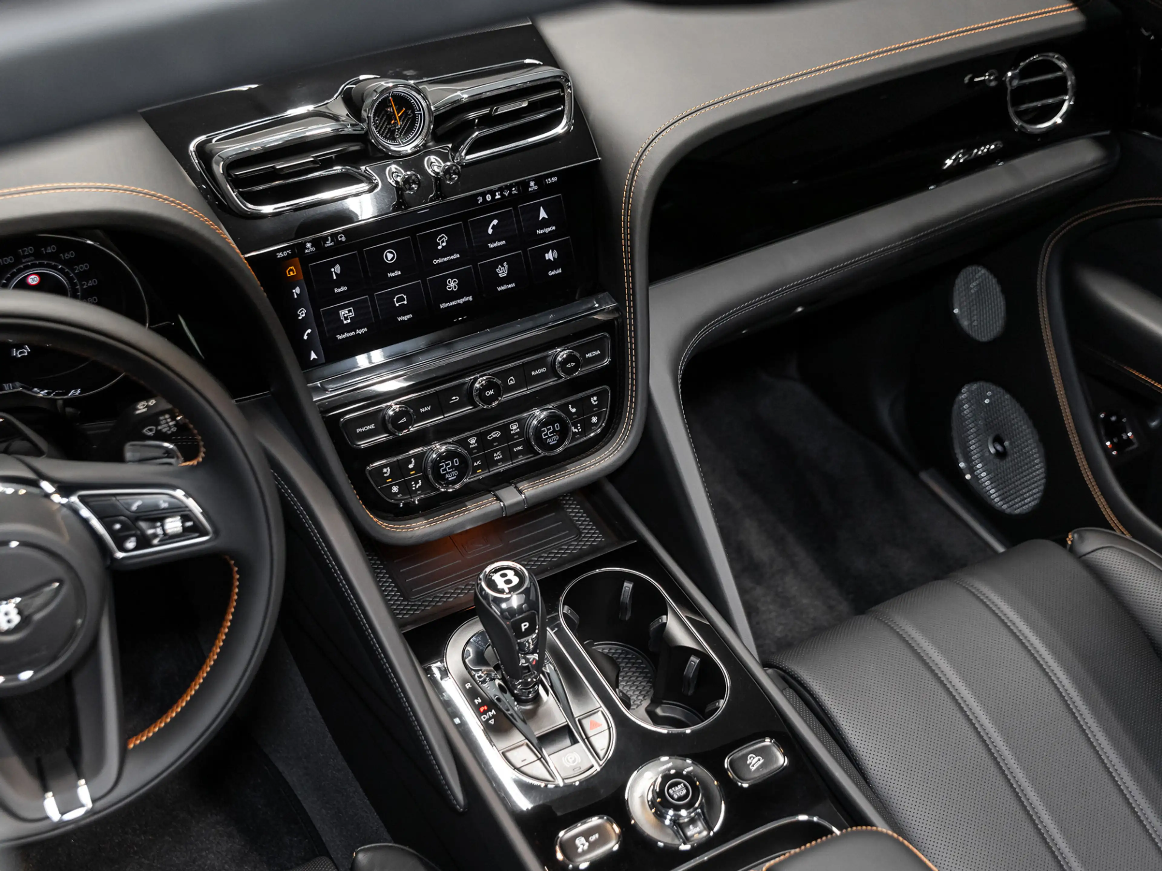 Bentley Bentayga Azure Hybrid | Coming soon — photo 10