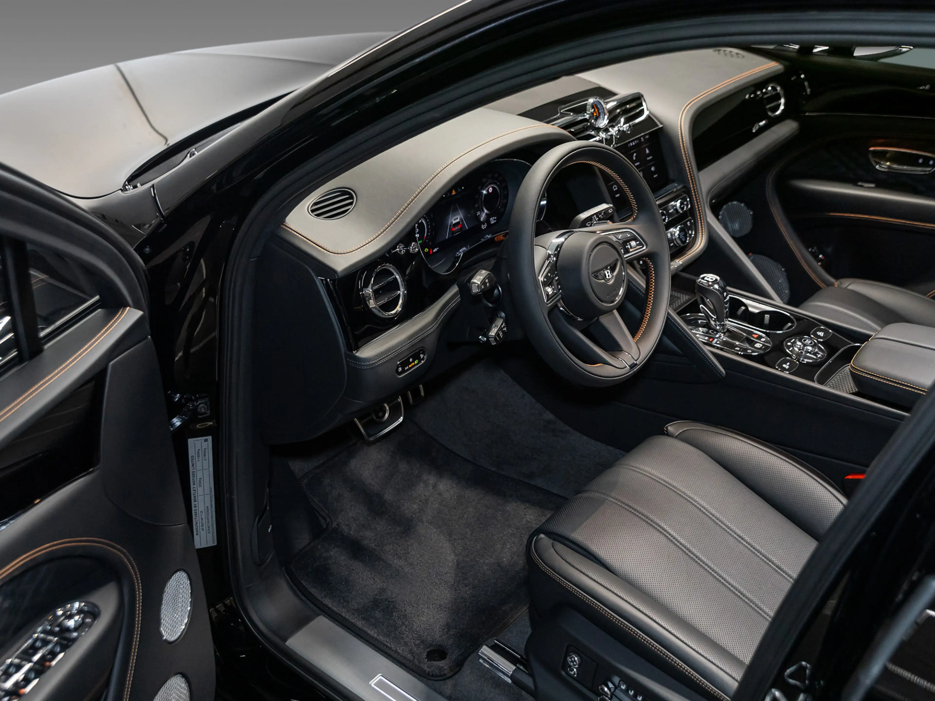 Bentley Bentayga Azure Hybrid | Coming soon — photo 11