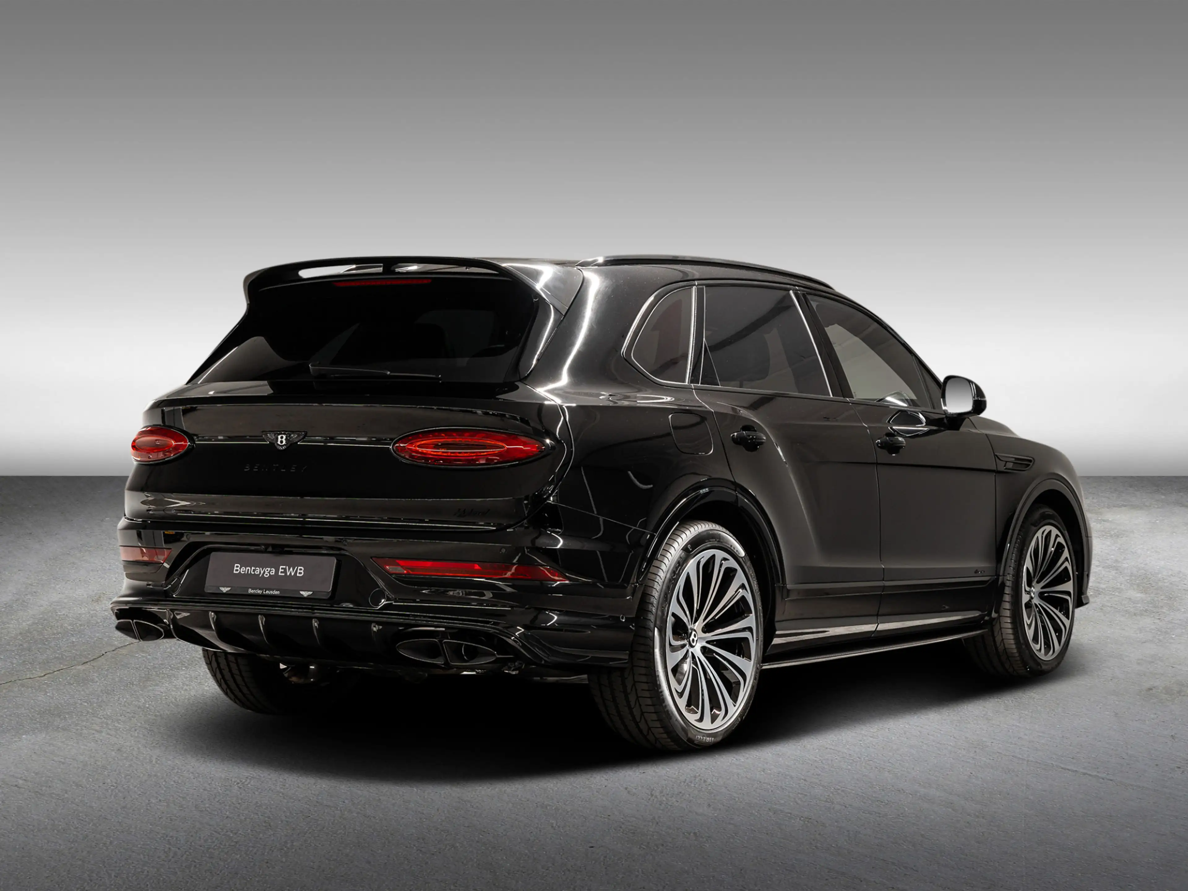 Bentley Bentayga Azure Hybrid | Coming soon — photo 7