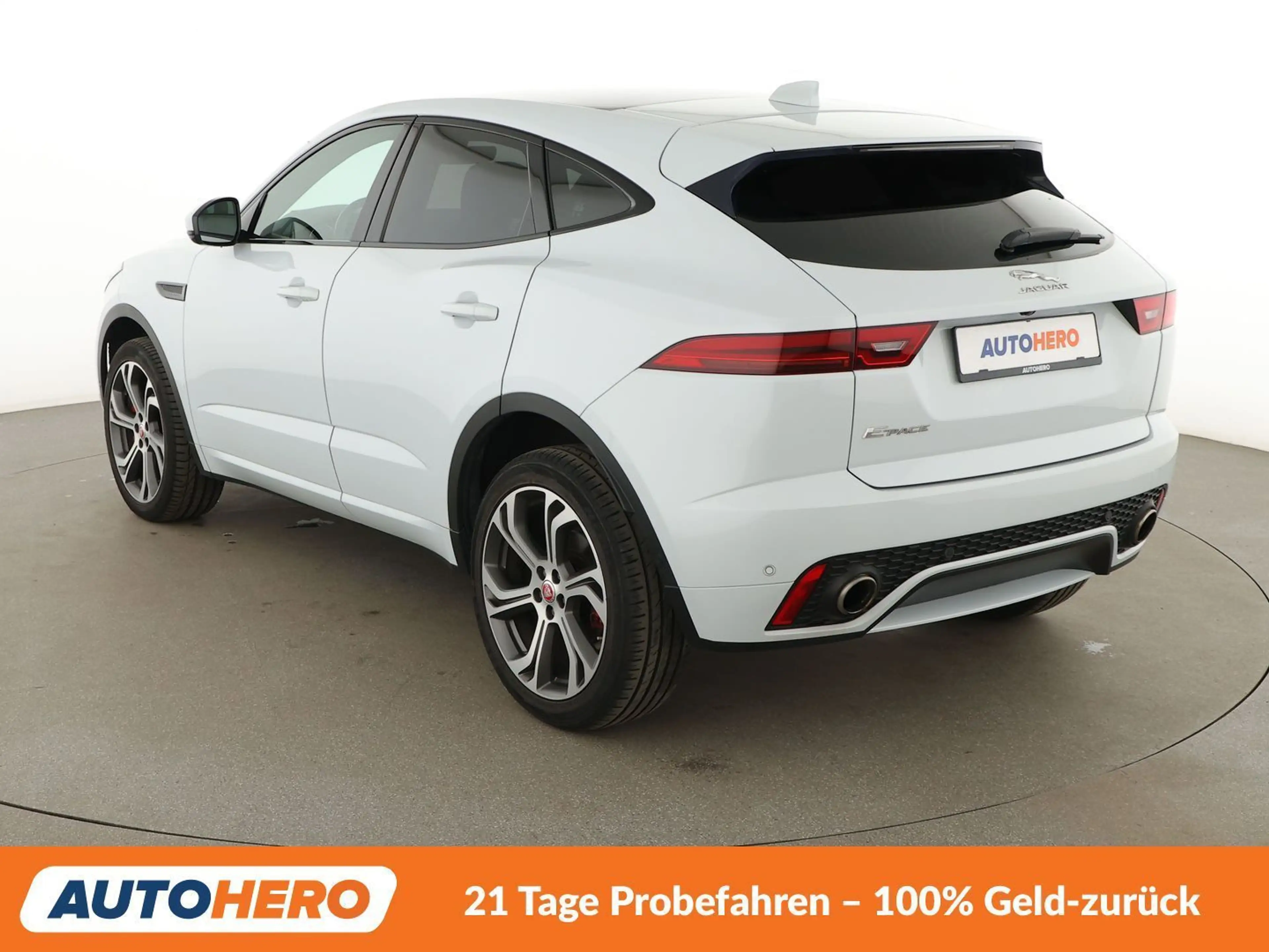 Jaguar E-Pace P250 AWD Aut.*NAVI*TEMPO*CAM*PDC*LIM*ALU* — photo 4