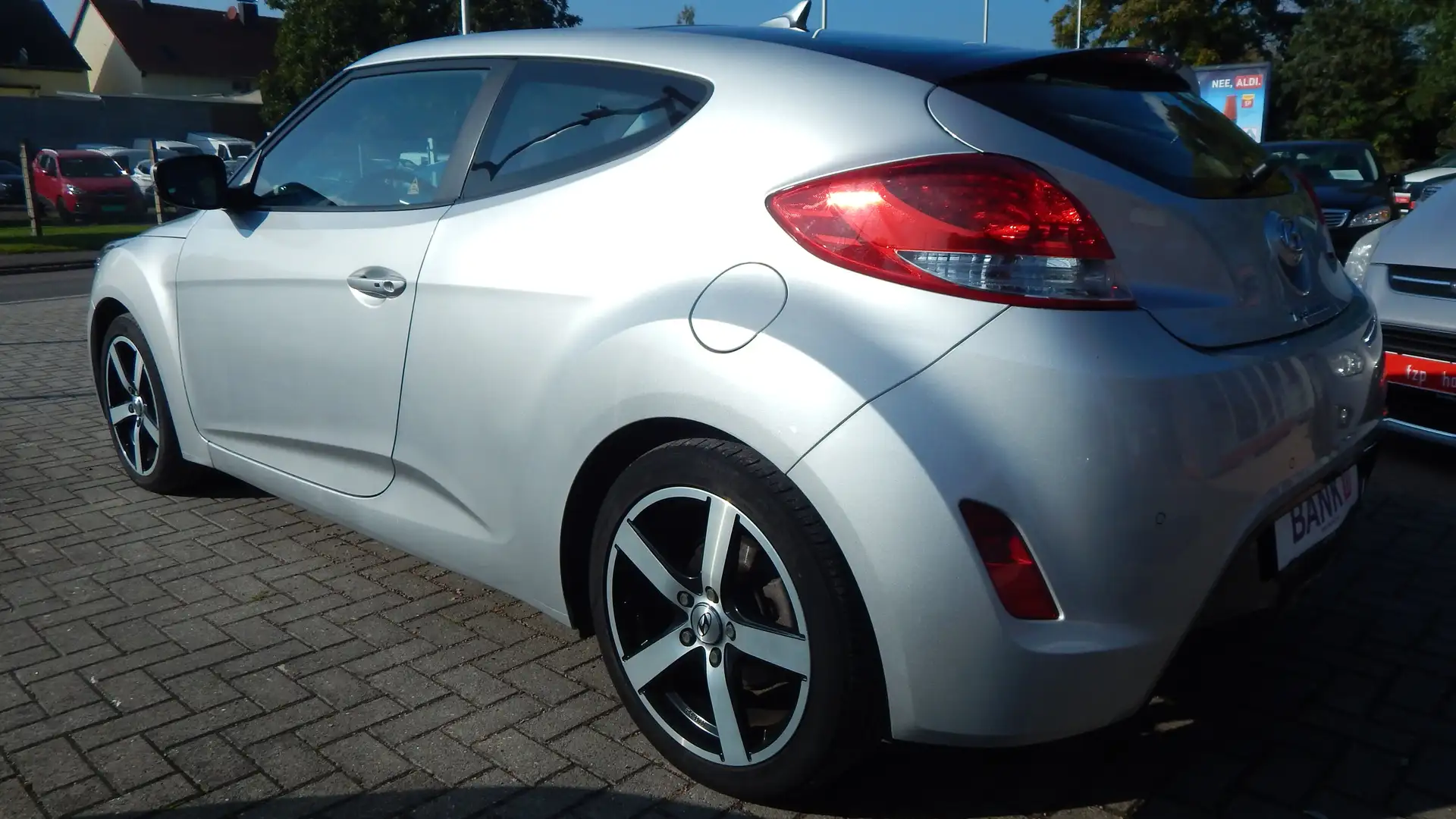 Hyundai VELOSTER Style Silber - 2
