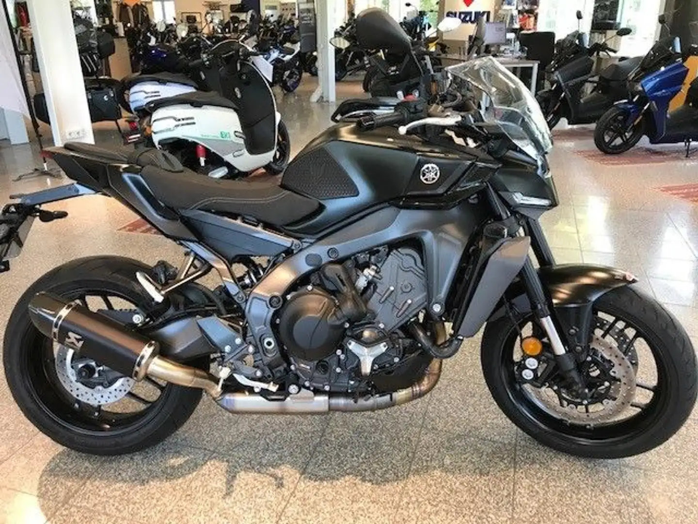 Yamaha MT-09 Y-AMT ehem.NP:15.866,-Akar+++ Negro - 2