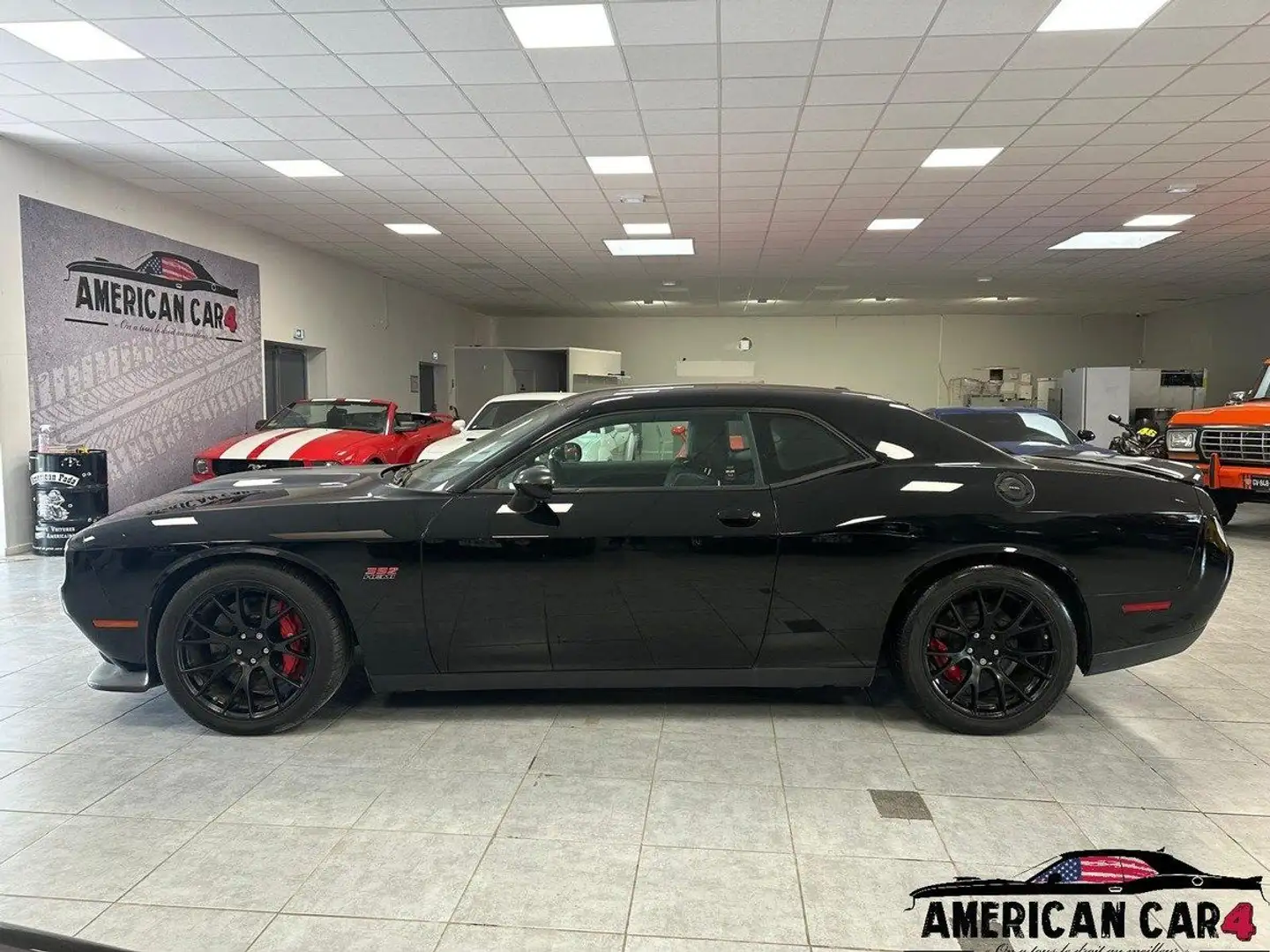 Dodge Challenger SRT v8 6.4 - Boite manuelle - CG Française Black - 2