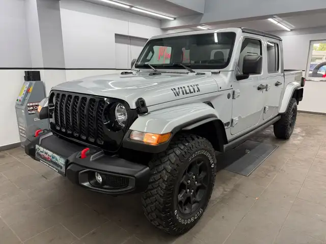 Jeep Gladiator Sport 4x4 Willys Zynith Silver/LenkrHz