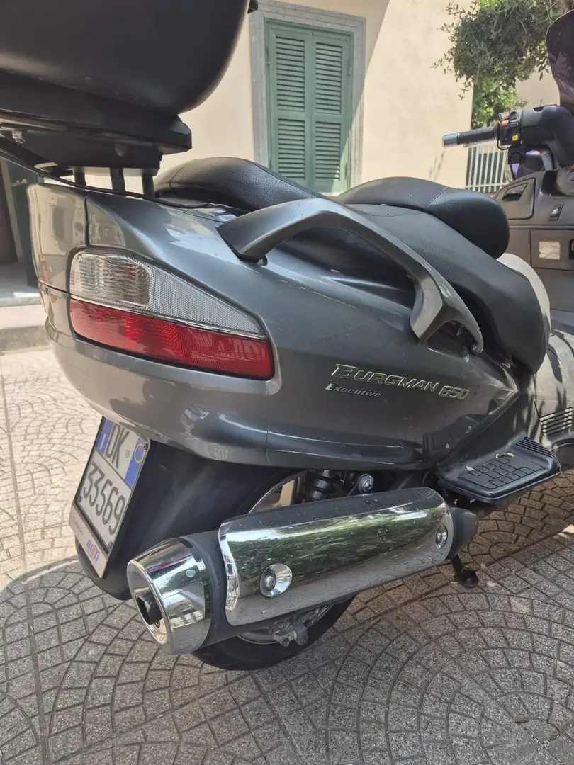 Suzuki Burgman 650 executive abs Srebrny - 2