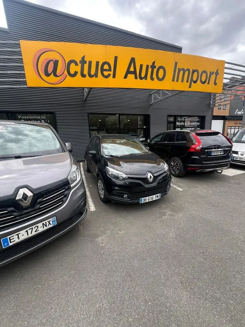 Renault Captur 0.9 TCE 90CH STOP\u0026START ENERGY LIFE ECO² Noir - 1