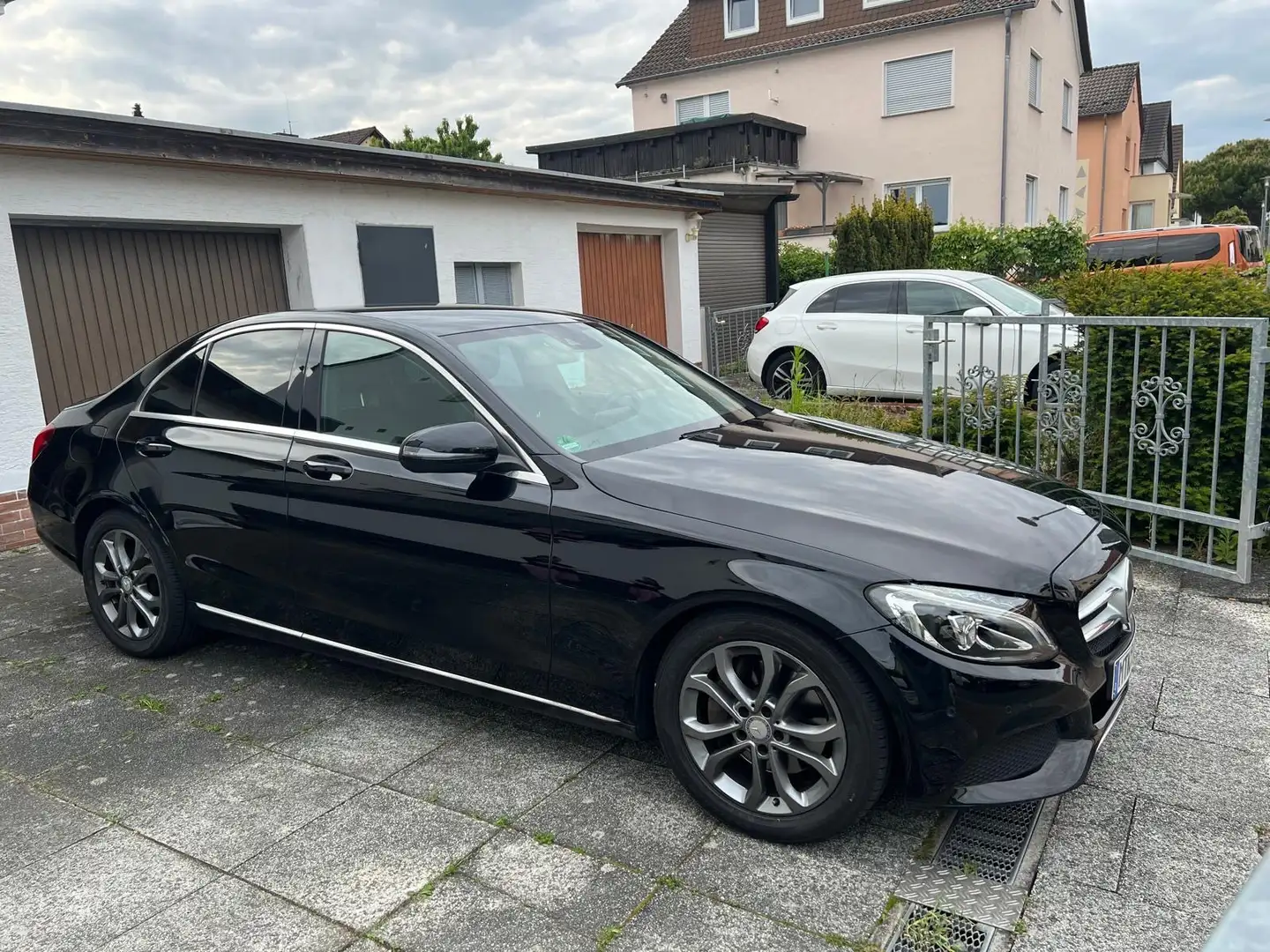 Mercedes-Benz C 250 C-Klasse Diesel d 9G-TRONIC Avantgarde Schwarz - 1