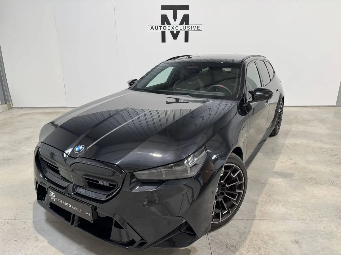BMW M5 TOURING G99 Touring PHEV 727 ch BVA8 - 1
