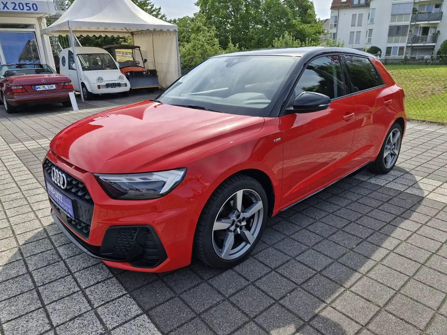 Audi A1 Sportback 30 TFSI S line - LED Scheinwerfer Rot - 2