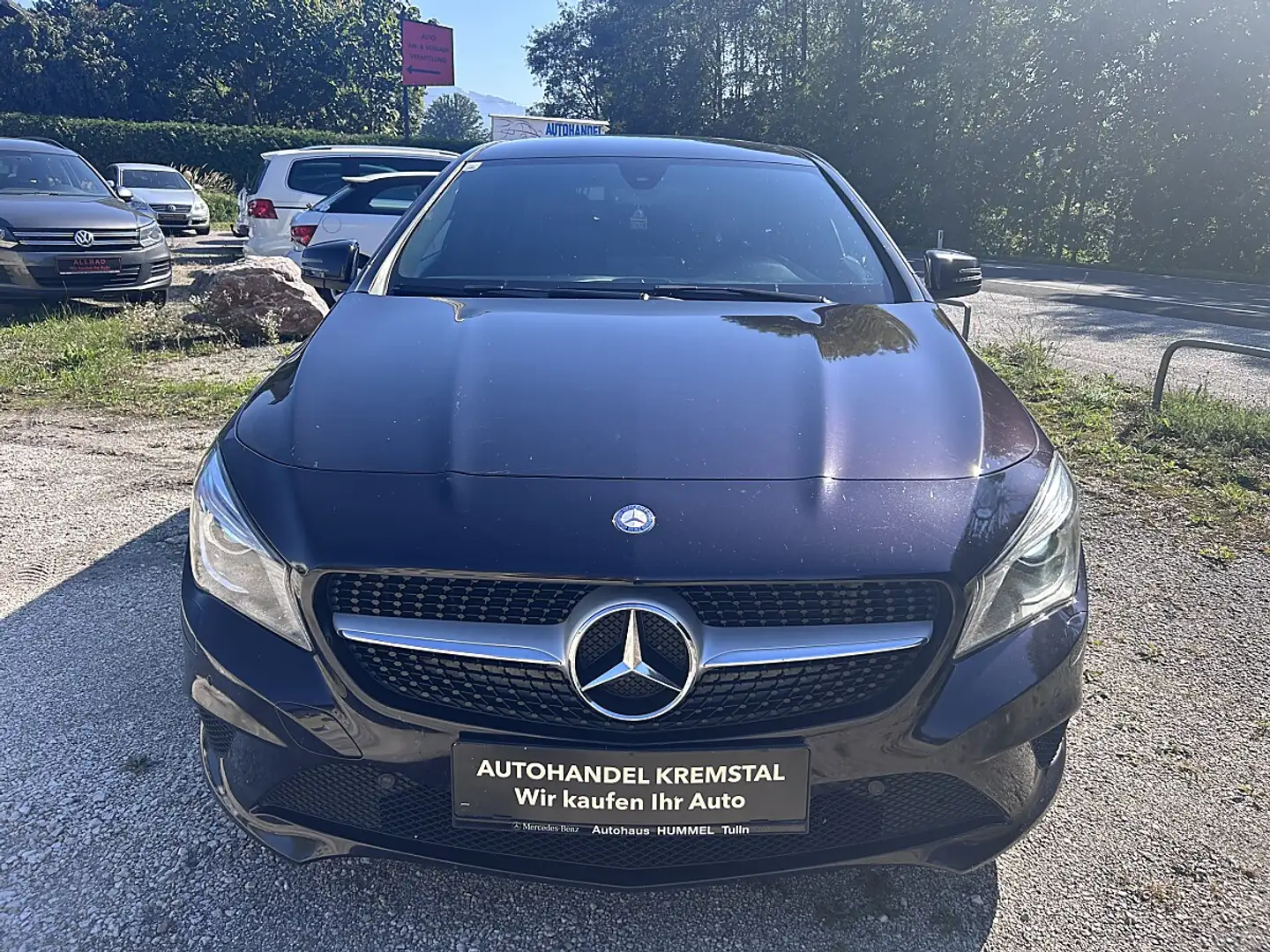 Mercedes-Benz CLA 200 d Aut. Shooting Brake Violett - 2