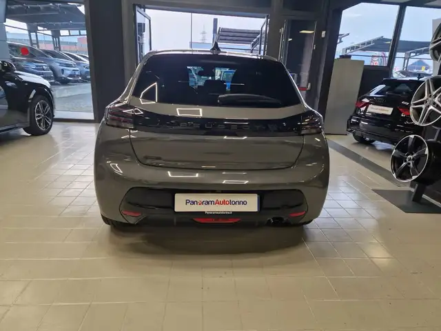 Peugeot 208 view 6