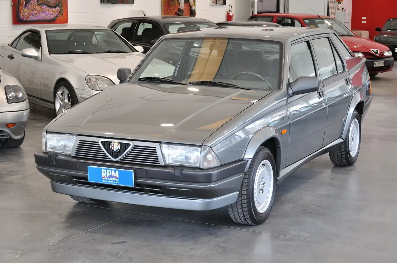 Alfa Romeo 75 2.0i Twin Spark CRS RIAR targa MI, foto 4