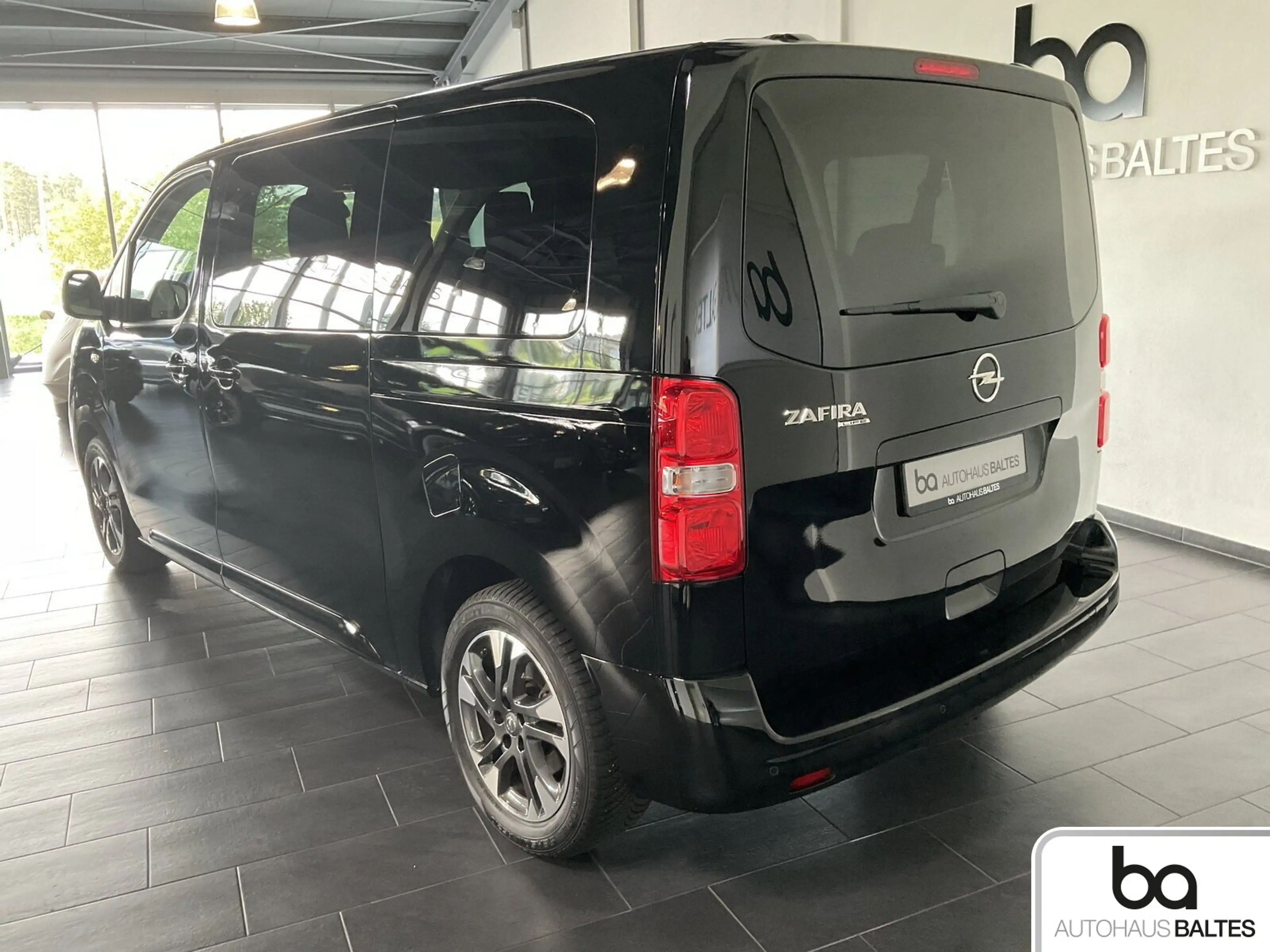 Opel Zafira Life Zafira Life 2.0 D M Edition 8Si/Xenon/Navi/FahrA — photo 4