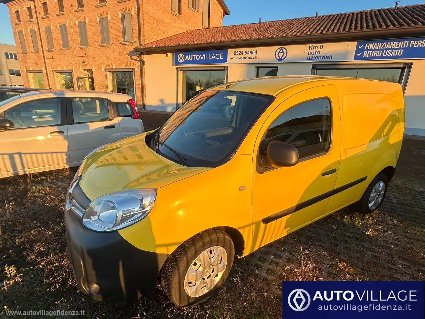 Renault Kangoo 1.5 dCi 75CV 5p. S&S Life N1 Gelb - 2