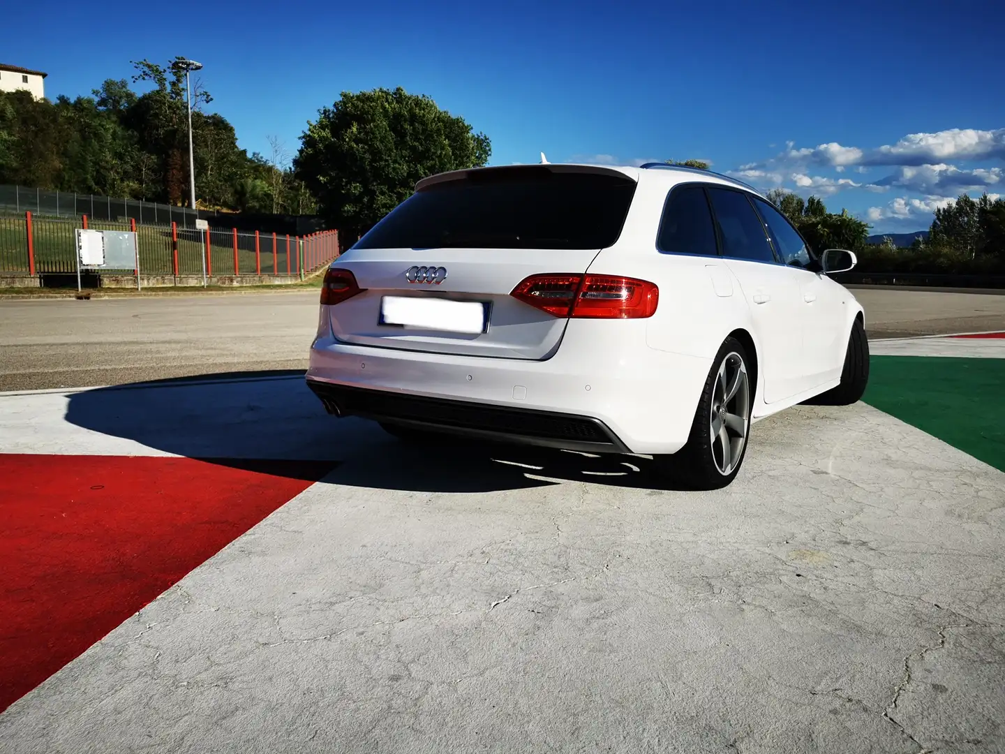 Audi A4 Avant 2.0 tdi Advanced 143cv sline - 2