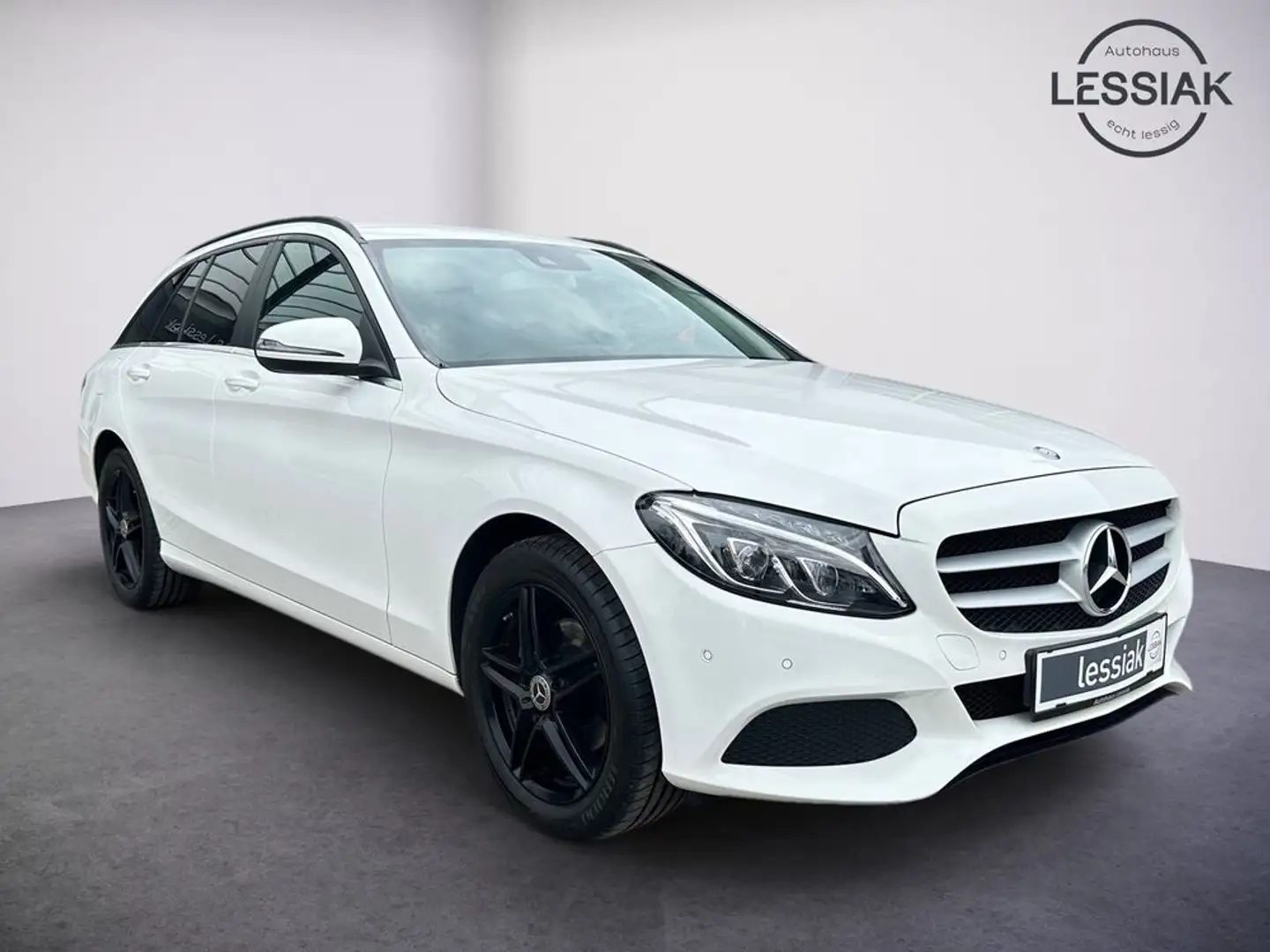 Mercedes-Benz TC 200 d | Parkpaket | Navi | LED | Sitzh | AHV Bílá - 2