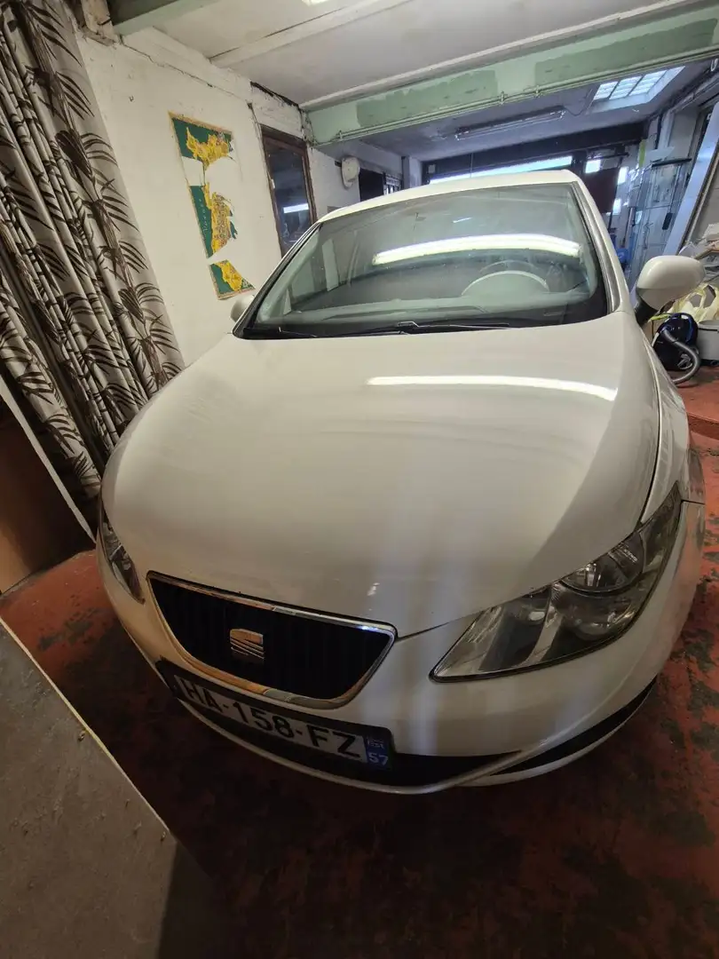 SEAT Ibiza Ibiza SC 1.6 TDI 105 FAP Style Blanc - 2