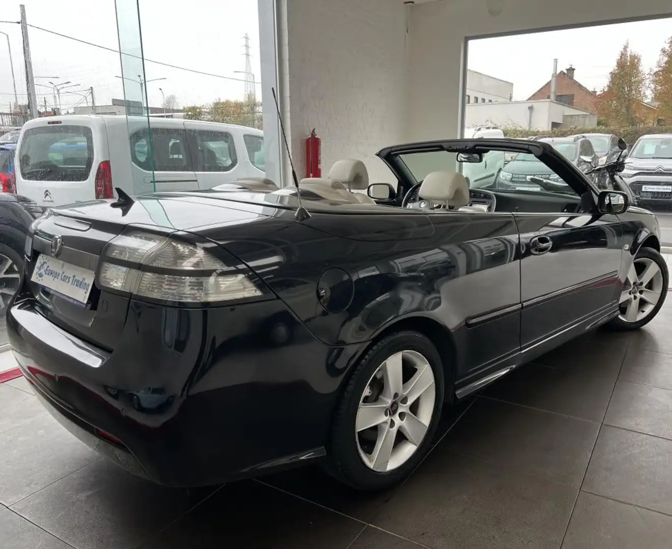 Saab 9-3 CABRIOLET VECTOR 1.9 TID 150 CH BOITE AUTO CUIR GPS GAR 12M Zwart - 2