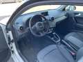Audi A1 1.2 TFSI PDC Tempomat Sitzheizung Klima Weiß - thumbnail 9