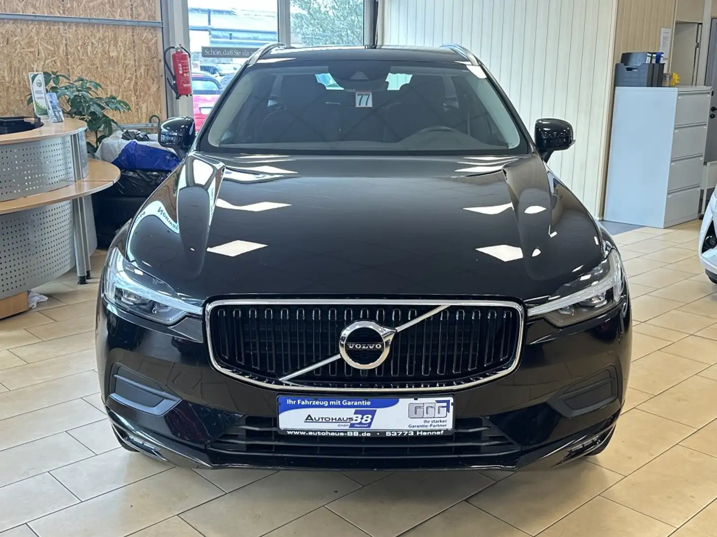 Volvo XC60 Momentum*ACC*AHK*CarPlay*Ambiente*DAB*PDC Schwarz - 2