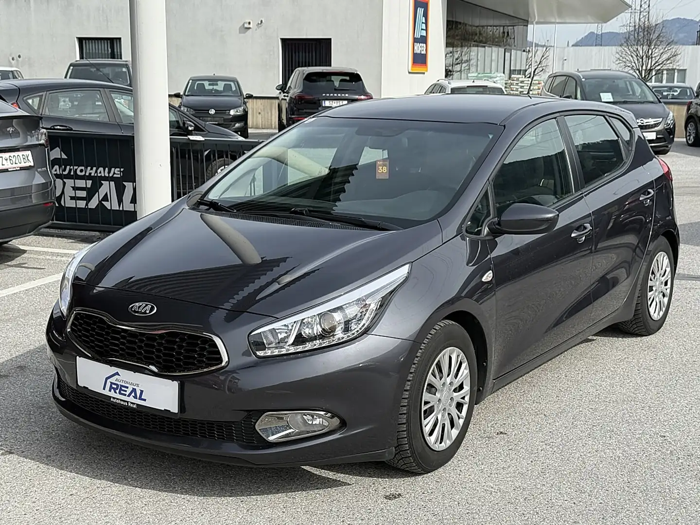 Kia Ceed / cee'd cee'd 1,4 MPI CVVT Cool Österreich Paket Grau - 1