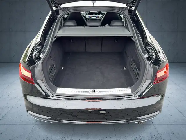Audi A5 view 13
