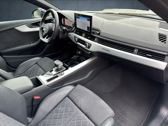 Audi A5 view 14