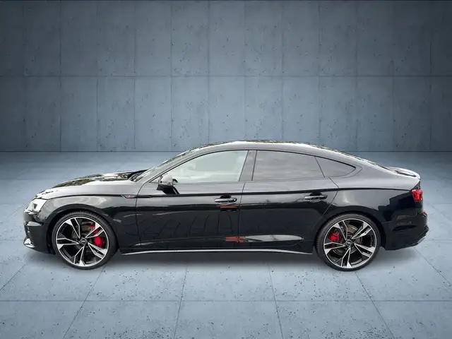 Audi A5 view 2